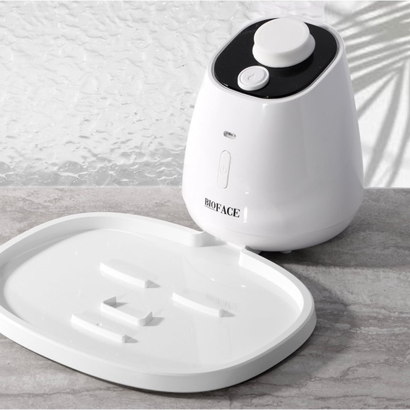 BioFace Facial Mask Machine - Picture 3 of 7